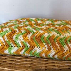 VTG Grandma Made Chevron Afghan Sofa Throw Blanket Zigzag Mustard Green  Acrylic
